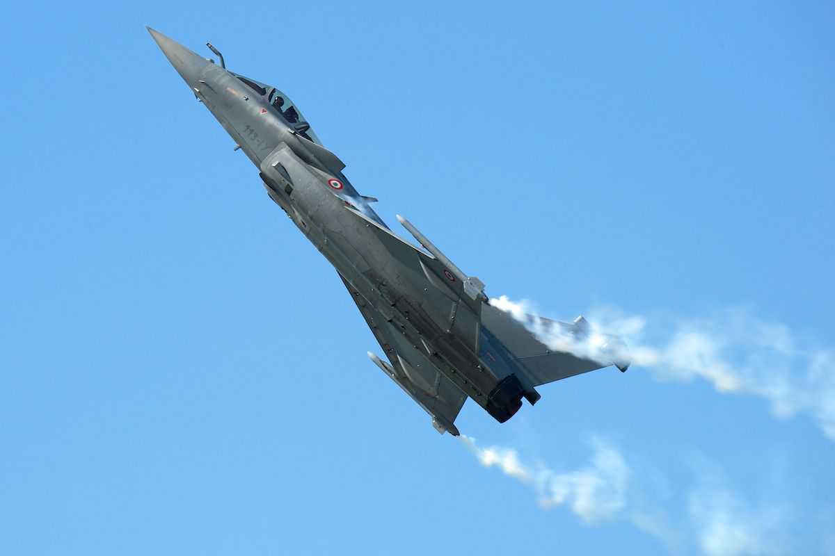 DEBRIEFING Retrait du F1 JEUDI 12 JUIN 2014  - Page 2 Rafale12