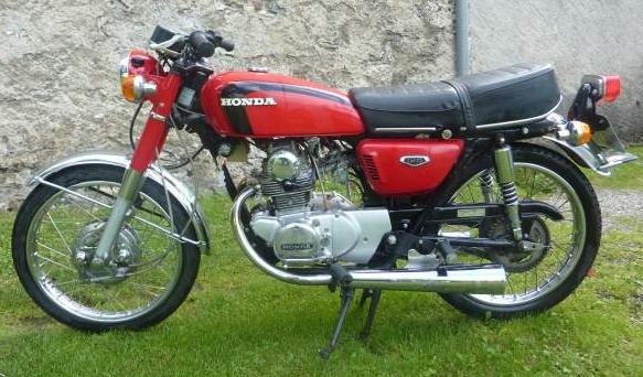 Nos anciennes motos... Honda_10