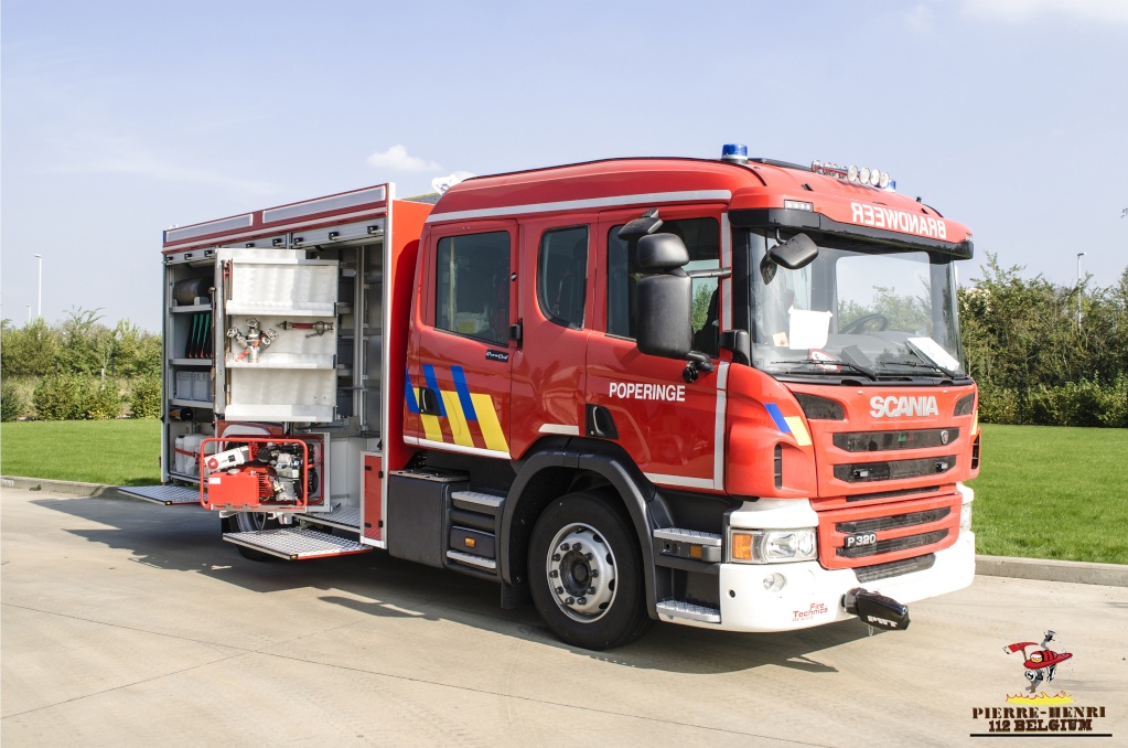 Nieuwe materiaalwagen brandweer Poperinge + photos (link) Pop1610