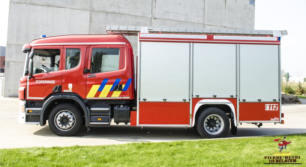 Nieuwe materiaalwagen brandweer Poperinge + photos (link) Pop610