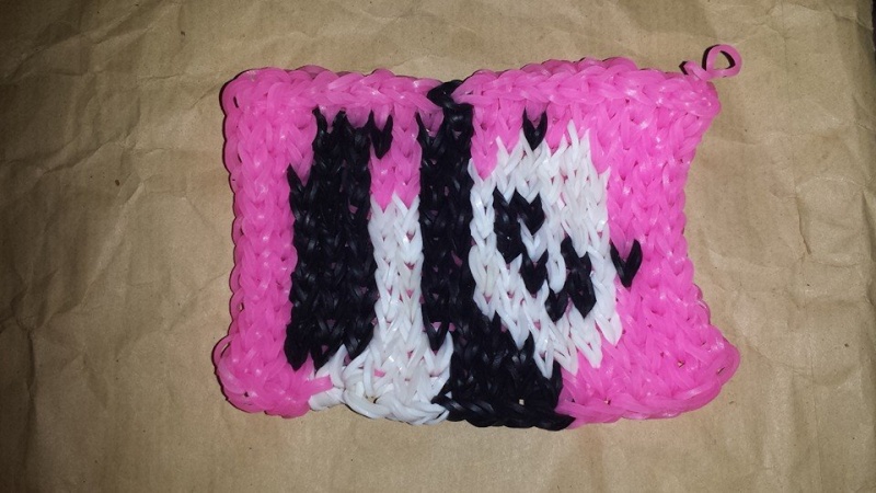 Créer une image en Rainbow loom 10526010