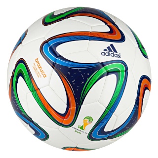 [ Photo Juin ] Ballon FIFA Brazuca Brazuc11
