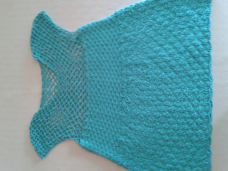 Top ajouré au crochet (femme) 20140710