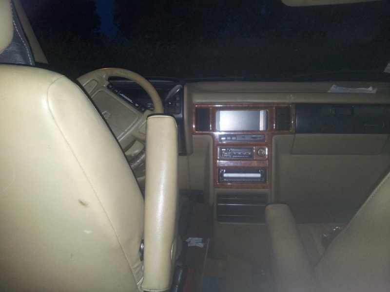 intérieur cuir 2 sièges + 2 banquettes 10726710