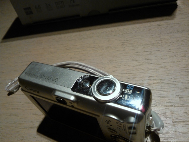 Canon IXUS-60 + waterproof case 40m to sell - à vendre - te koop! Wp_00125