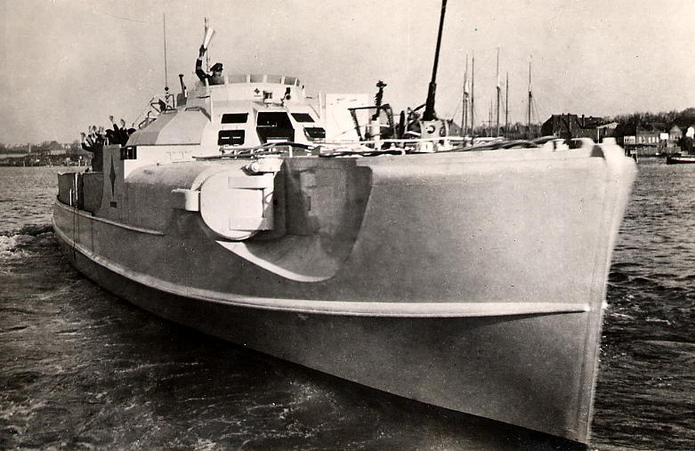 Les Schnellboote; vedettes rapides allemandes.  S100_c10