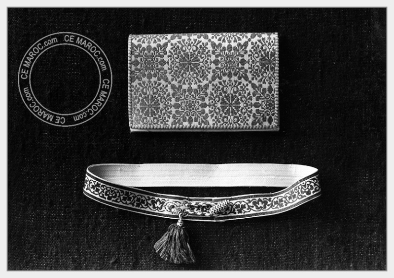 Fez : les dinandiers, les bijoutiers, les tisserands. 02-20410