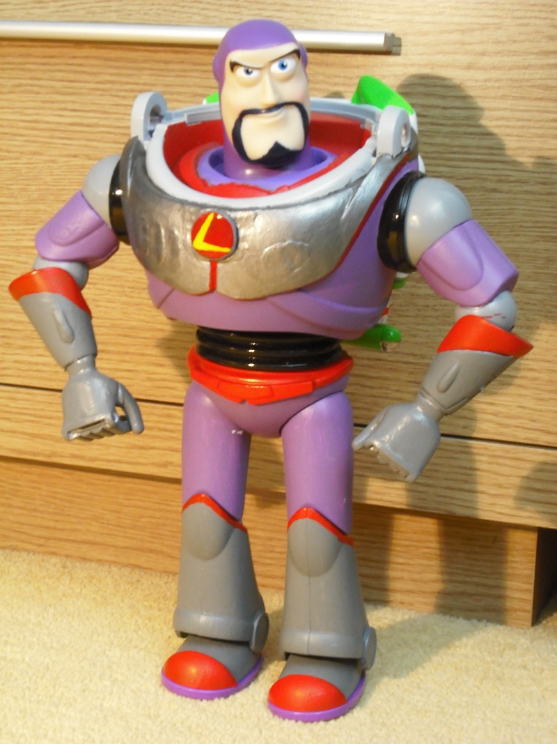 lightyear - Custom 12" Evil Buzz Lightyear Figure Dscf1311