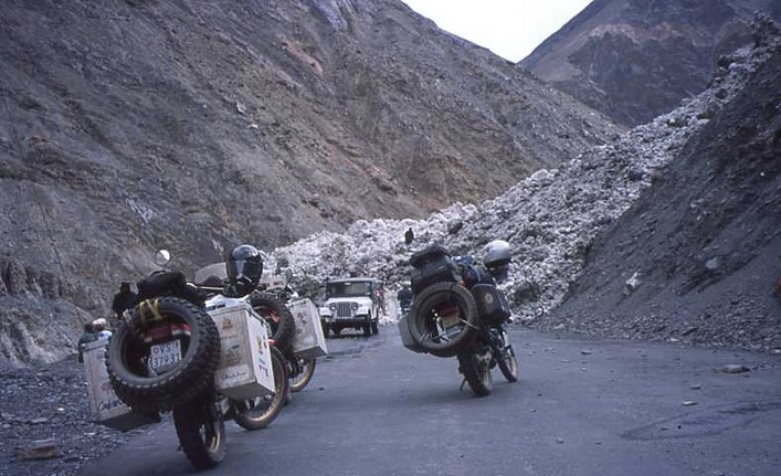 Transalp 600 : 7 ans après et plusieurs motos.... Pakist10