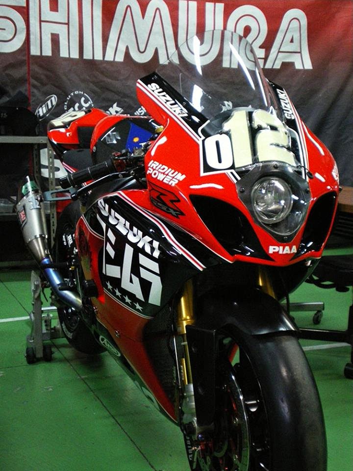Machines de courses ( Race bikes ) - Page 18 10312110
