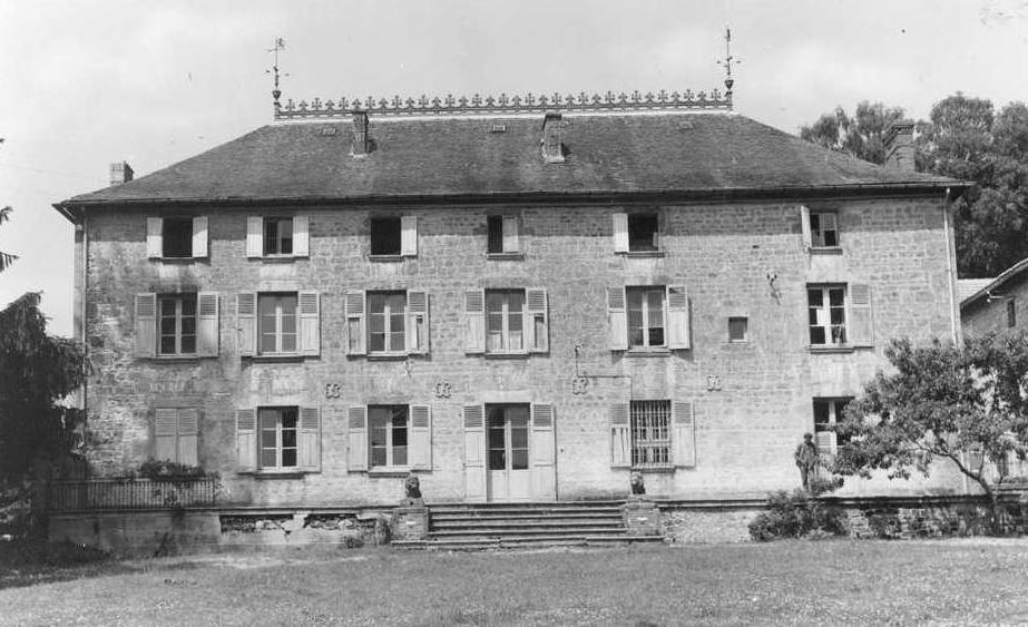Manoir de Plainartige , Les bâtiments , le Manoir sous différentes vues. Lemano10