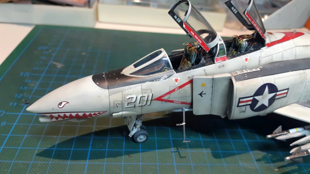 F-4B Phantom II - Tamiya 1:48 - geb. von Paperstev - Seite 4 10_coc12