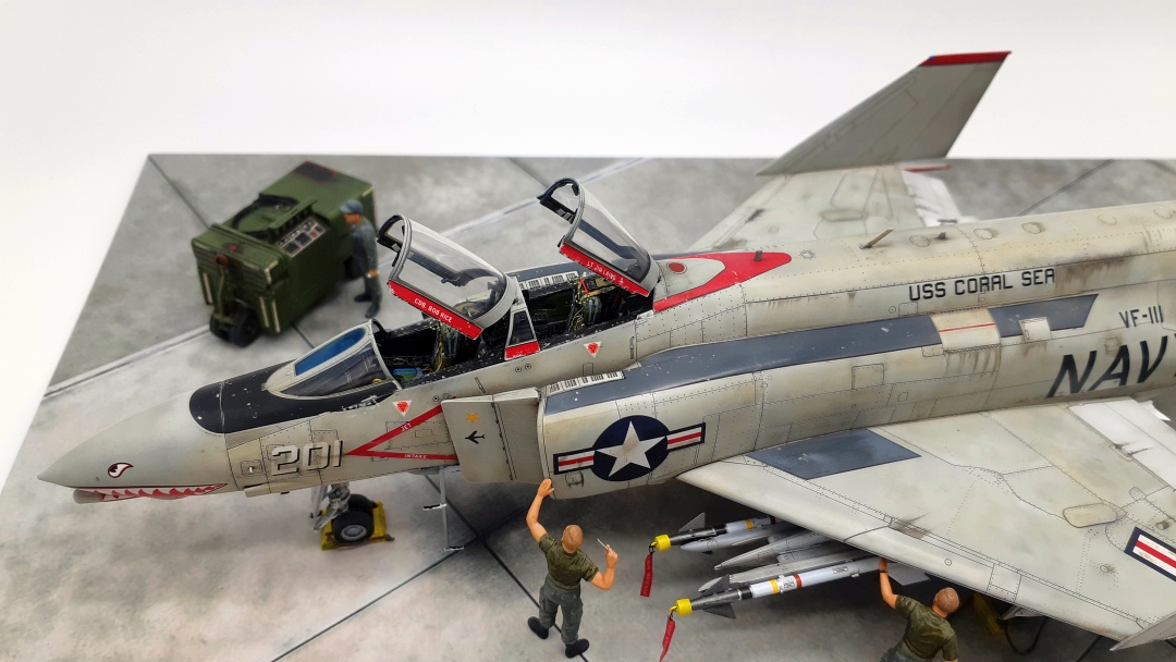 Phantom F-4B - zurück in Miramar geb. von Paperstev-Galeriebilder 15_mir10