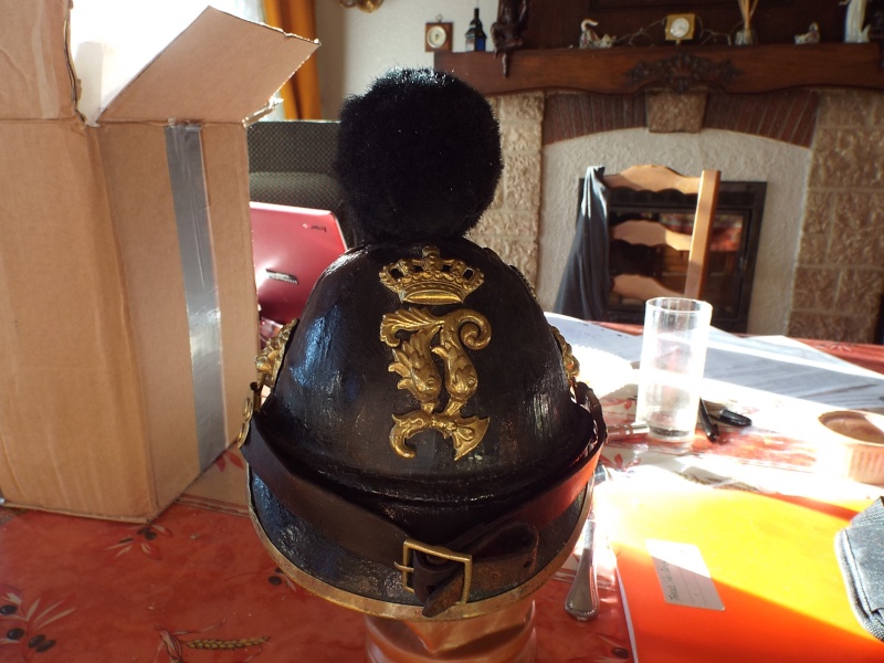 CASQUE raupenhelm , casque à chenille bavarois modèle 1868 !!! Dscf2514