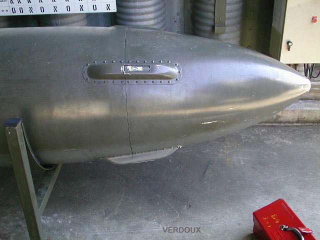 [Heller] Mirage F1 CT 2/30 Normandie-Niemen  (1/72) - Page 3 Bidon_10