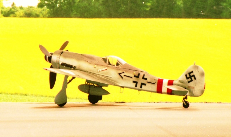 Heinkel He 163-A2" VOLKJÂGER" Focke_11