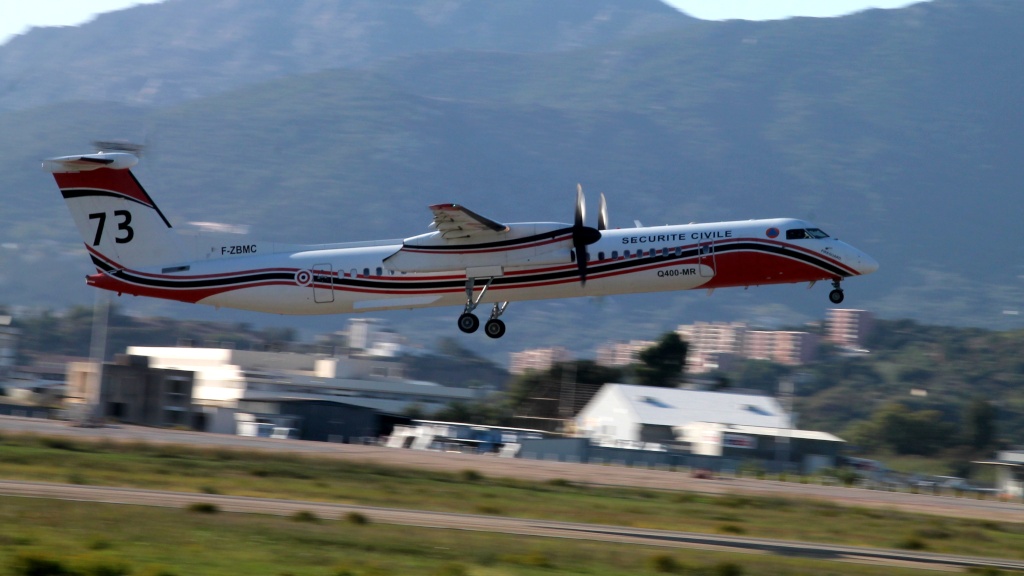 Les Bases "Canadair" et "H.B.E." de Campo dell'Oro. - Page 6 Img_0017