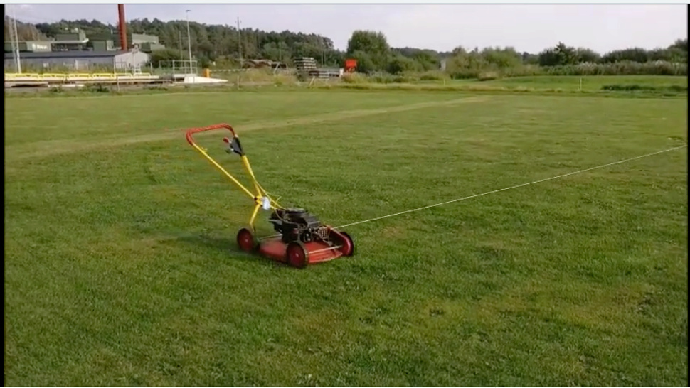 Mowing the CL field while drinking coffee :) Klippo10