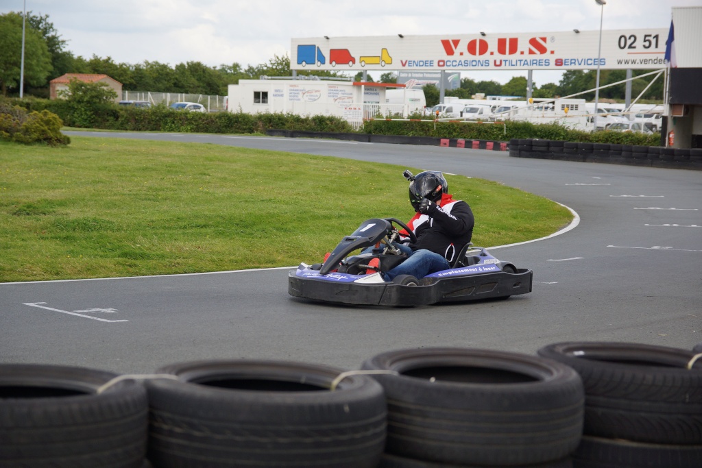 [COMPTE RENDU] Sortie Karting Belleville du 26/05/2014. Photos / Commentaires / Pourissages à Volonté 03110