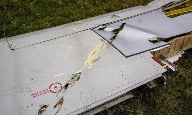 MH17 SHOT DOWN WITH BULLETS Wing_d10