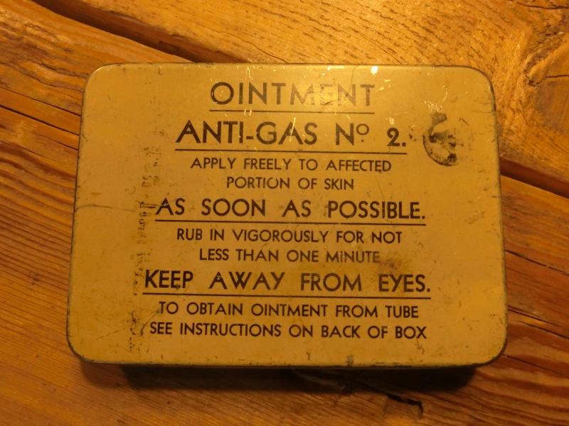 Canadian made anti-gas brassard Cimg4010