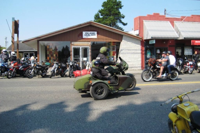 Vintage Motorcycle Enthusiast's Isle of Vashon classic meet Img_3922