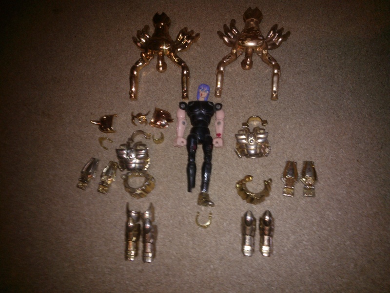 [rech] figurine saint seiya Milo Scorpion Wp_00128