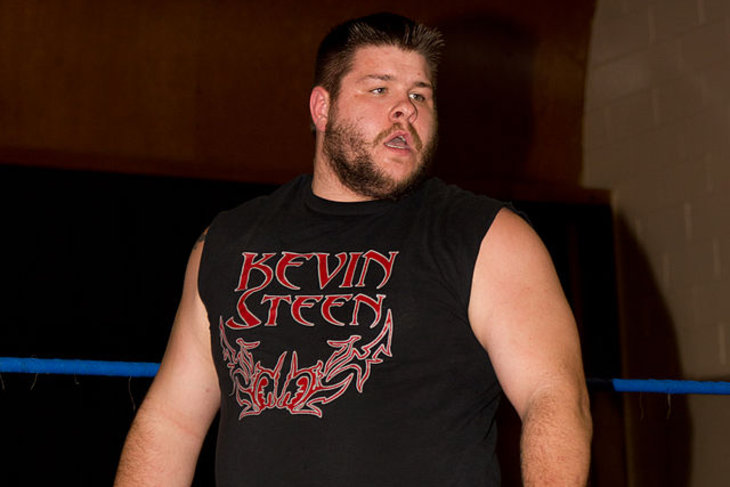 [Contrat] Kevin Steen aurait signé avec la WWE  640px-10