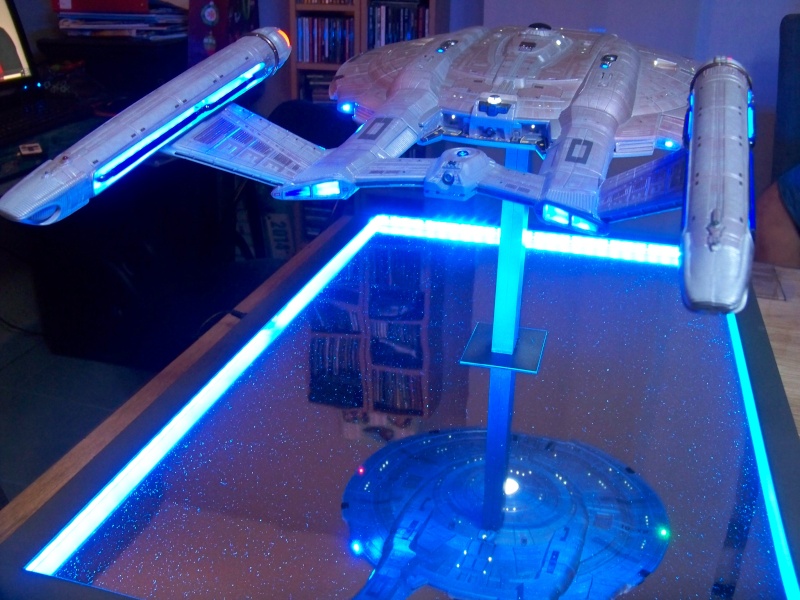 Enterprise NX-01 [Polar Lights 1/350] - Montage de DJSLY 100_3523