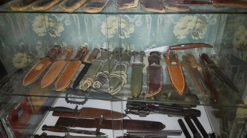 COLLECTION ARMES BLANCHES WW1 /WW2 et Vietnam Img_2024