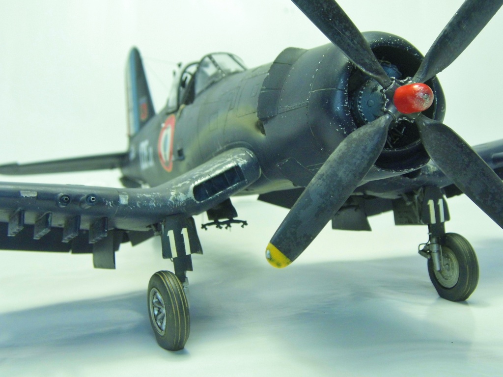 CORSAIR F4U-7 1/32 4a10