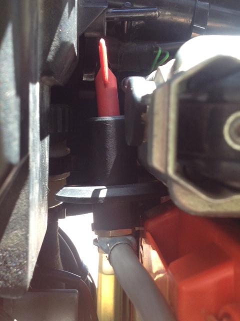 Adding a keyed battery cut-off switch to a K100RS 16V Photo_13