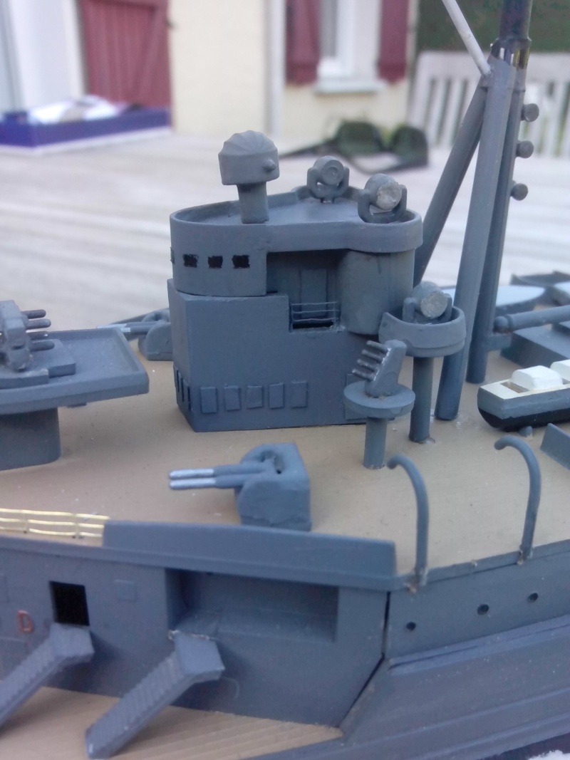 HMS Hood (Heller 1/400°) de ybou76 - Page 2 Img_2014