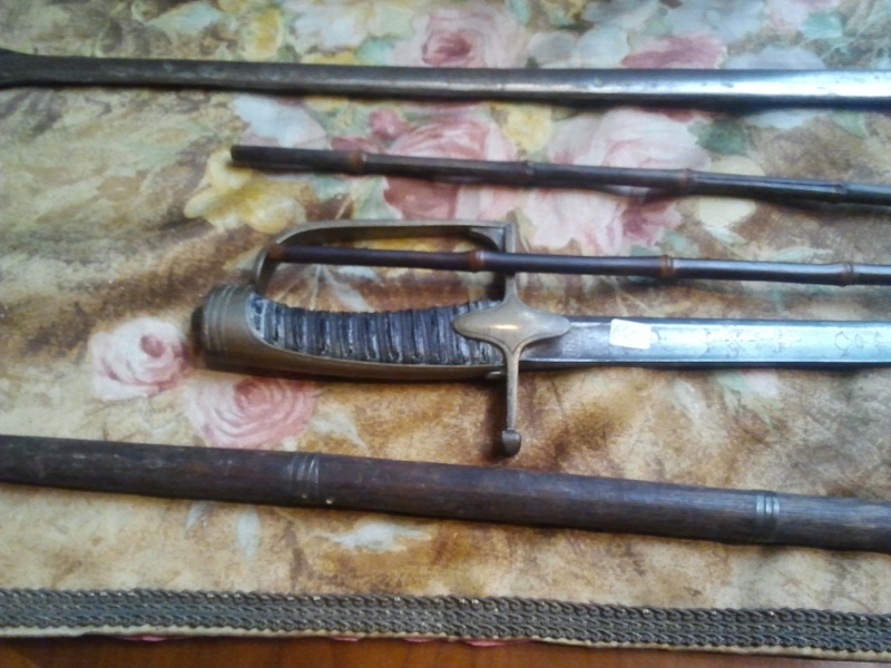Identification et estimation svp de ce sabre 01010