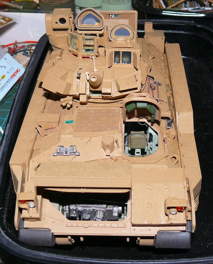 M2A3 BRADLEY With BUSK III de MENG au 1/35  - Page 6 Photo752