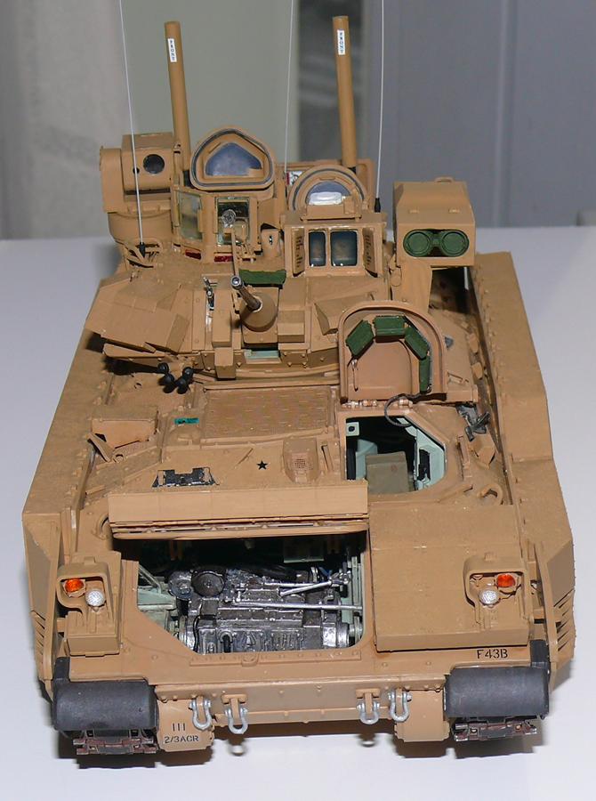 M2A3 BRADLEY With BUSK III de MENG au 1/35  - Page 7 Photo803