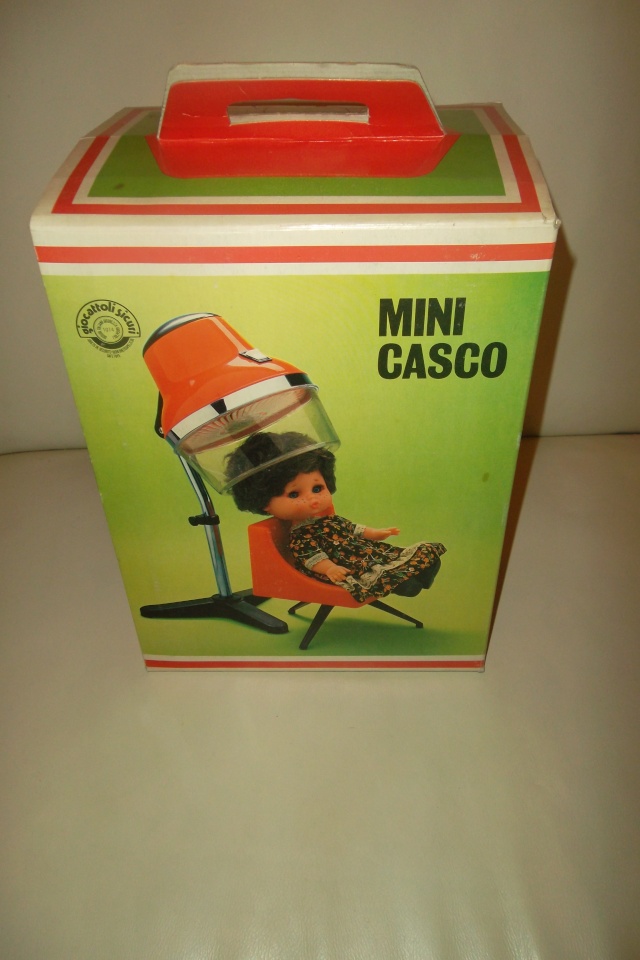 MINI CASCO ASCIUGA CAPELLI CON POLTRONA,BIELLI GIOCATTOLI,ARONA.MINT. 02610