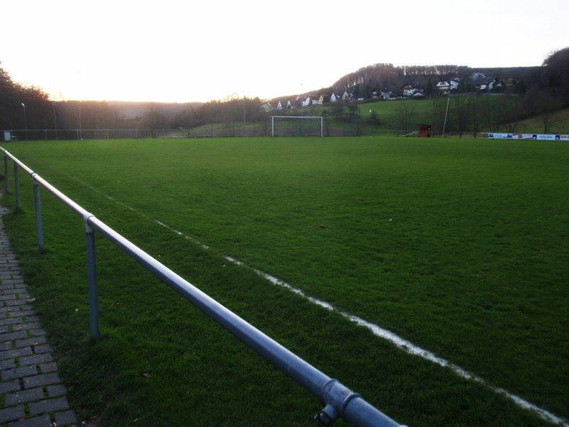 Der Fußballplatz Fussba10