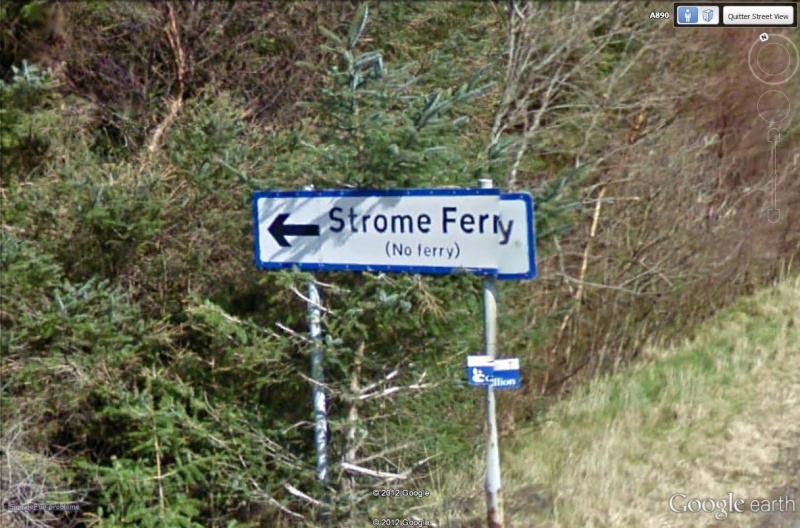 STREET VIEW : "Passe ton bac, d'abord". Un prolongement de la route sur le fleuve. Strome11