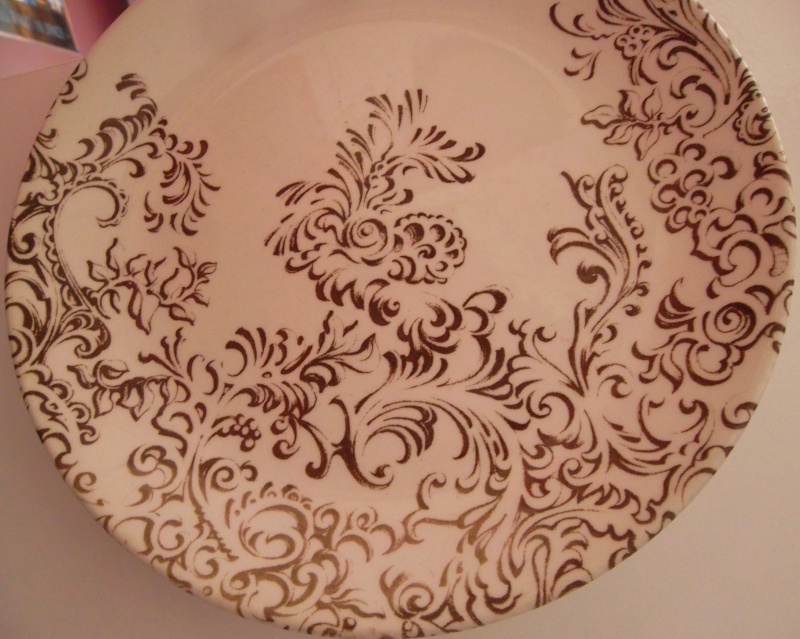 Brown filigree Pattern is Rococco d640 Brown_10