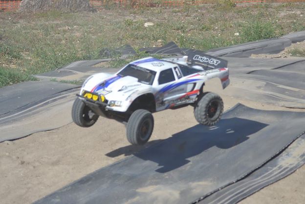 HPI Baja 5B Monster Energy passe en 5SC Black and White - Page 2 F110