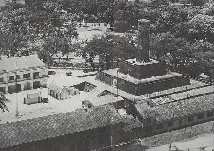 La Prison militaire de la Citadelle de Hanoi et l'attaque Japonaise . Citade11