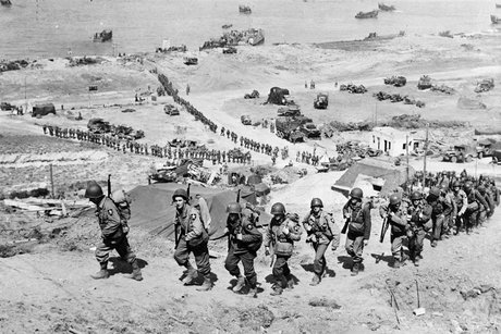Remembering D-Day ! Le Débarquement du 6 juin 1944 Soldat11