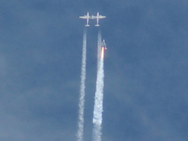 [SpaceShipTwo] Accident et crash mortel du VSS Enterprise lors du vol test de ce jour - 31 octobre 2014 Ss2_1010