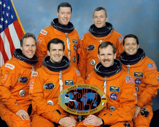 STS-68 / Timbre ayant voyagé officiellement à bord de la navette spatiale Endeavour Sts-6810