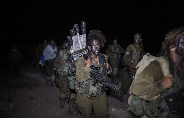 Ngắm biệt đội nữ binh sĩ Israel xinh đẹp Binh2-10