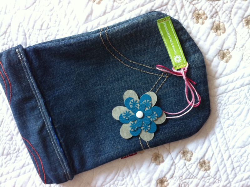 Pochette pour tlphone portable, enfin je crois... Pochet13