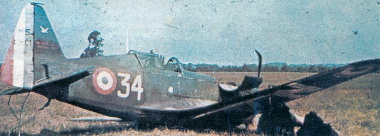 [Les carnets de l'Aerophile] Marques et camouflage des avions français, 1939-1942. - Page 2 10110