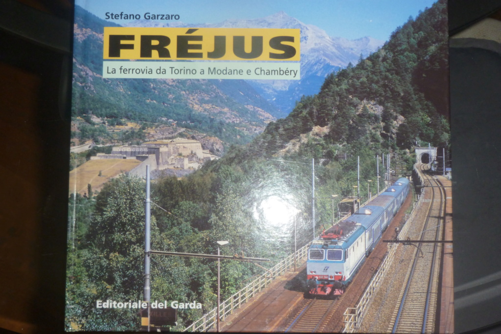 Un livre sur les chemins de fer en Maurienne P1020110