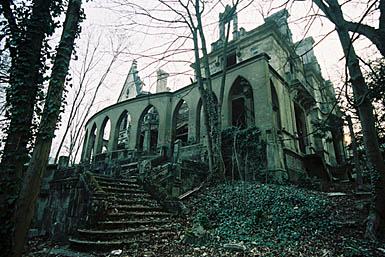 Lieux abandonnés dans le monde - Page 4 So-ext10